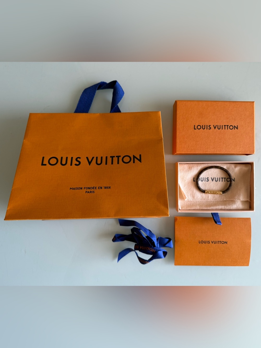 Louis Vuitton LV Confidential Bracelet – M6334F